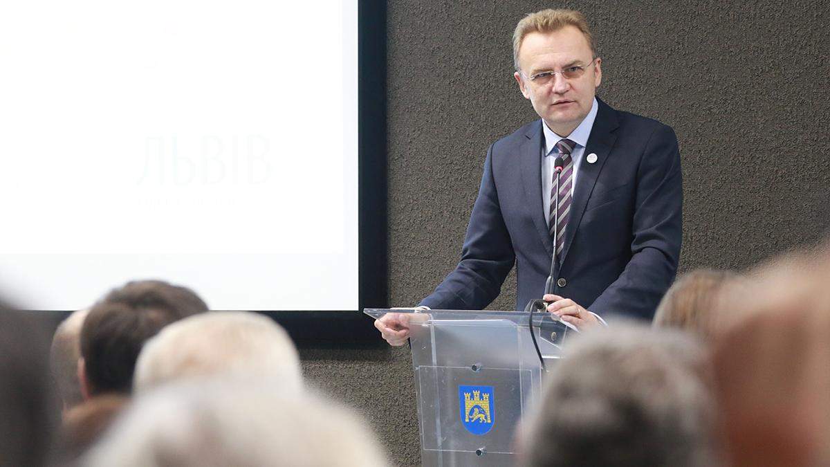 Лідер партії "Самопоміч" Андрій Садовий Лідер партії "Самопоміч" Андрій Садовий