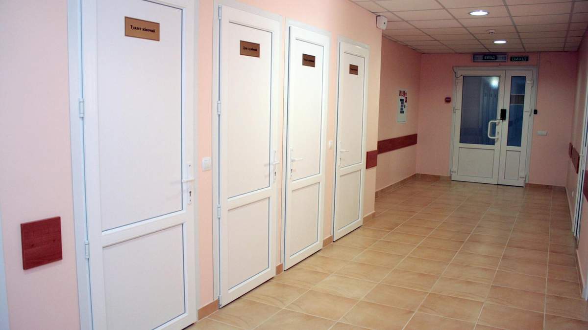 У Новояворівську на Львівщині на весіллі отруїлися 13 людей У Новояворівську на Львівщині на весіллі отруїлися 13 людей