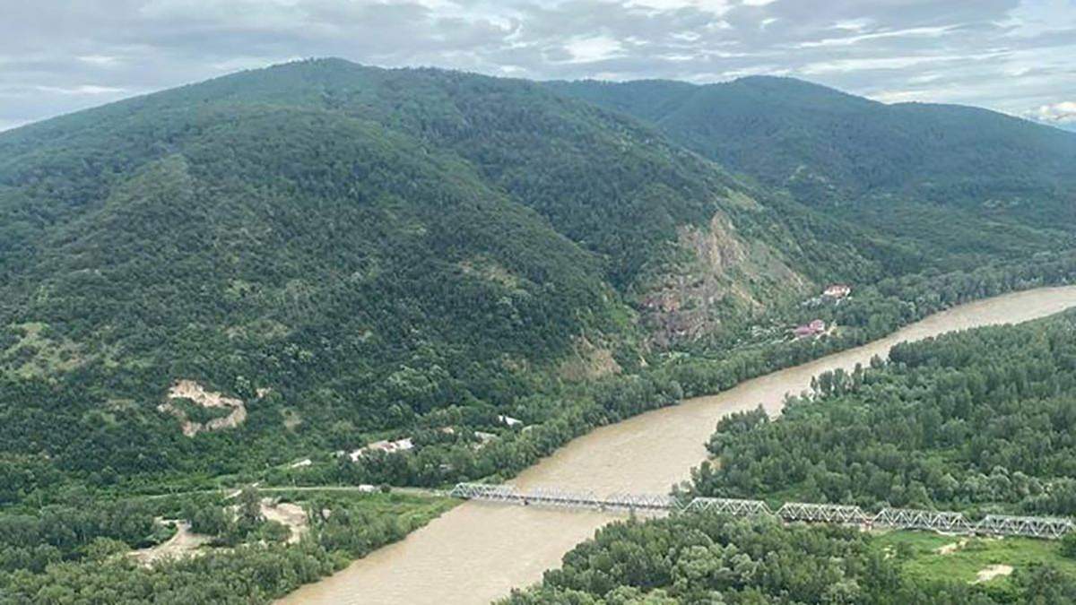 Негода на Заході України: у яких річках прогнозують підйом води Негода на Заході України: у яких річках прогнозують підйом води