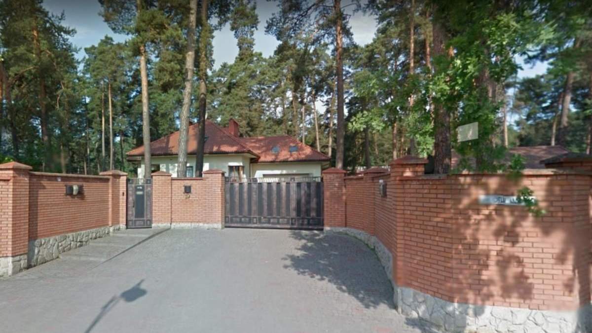 Забрали 180 тисяч доларів: на Львівщині вбили відомого бізнесмена Забрали 180 тисяч доларів: на Львівщині вбили відомого бізнесмена
