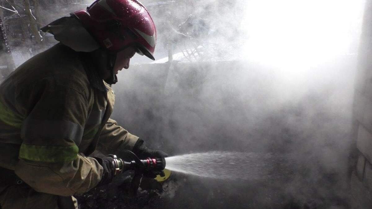 У Червонограді 27.10.2020 трапилась пожежа: чоловік згорів живцем У Червонограді 27.10.2020 трапилась пожежа: чоловік згорів живцем