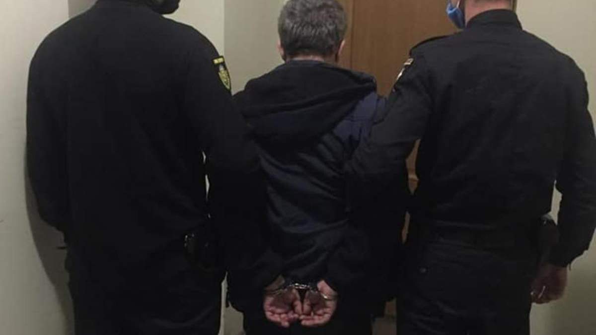 У Львові затримали чоловіка, що ледь не вбив друга - фото У Львові затримали чоловіка, що ледь не вбив друга - фото