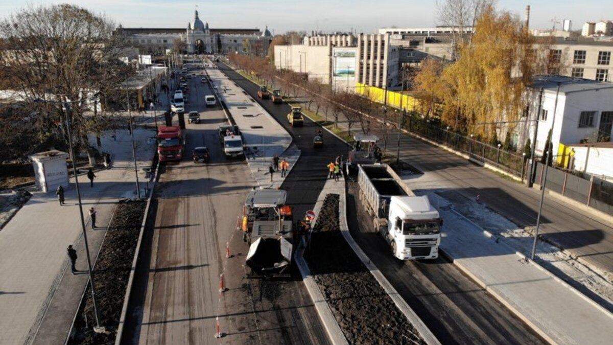 У Львові відкрили для проїзду відремонтовану вулицю Чернівецьку: фото У Львові відкрили для проїзду відремонтовану вулицю Чернівецьку: фото