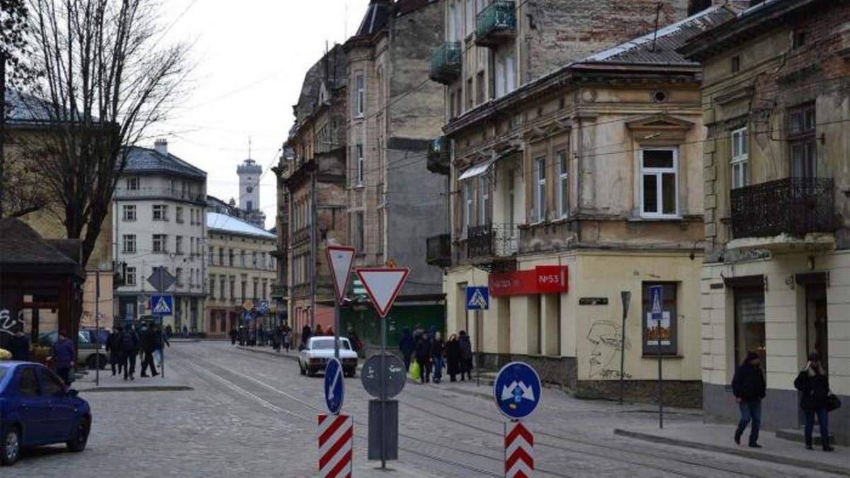 Во Львове перекроют часть улицы Хмельницкого: что известно Во Львове перекроют часть улицы Хмельницкого: что известно