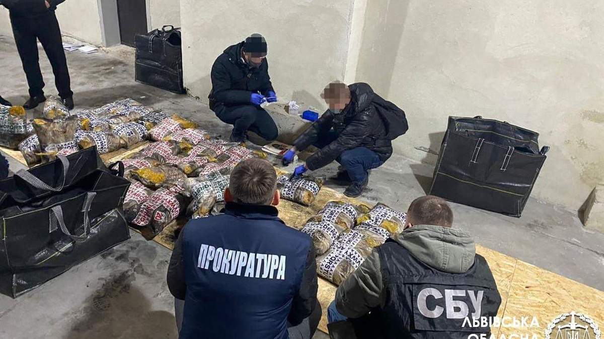 Тонна героина: турок-контрабандистов наконец взяли под стражу Тонна героина: турок-контрабандистов наконец взяли под стражу