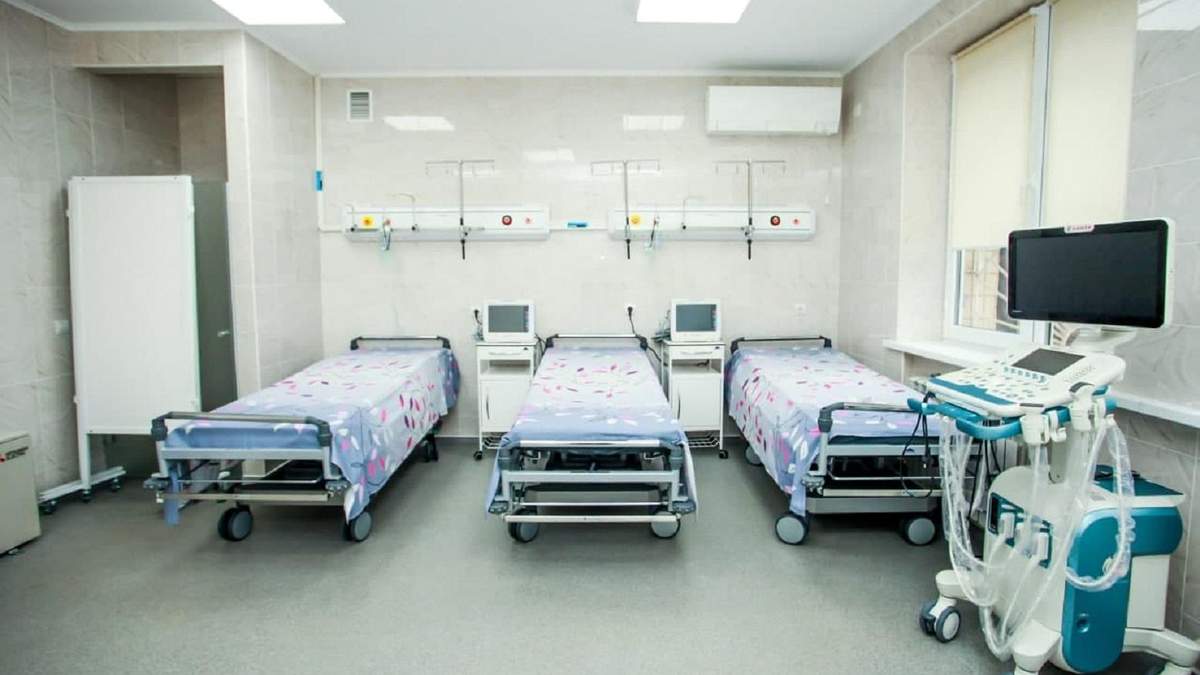 В Винники привезли первых больных COVID-19 с Прикарпатья В Винники привезли первых больных COVID-19 с Прикарпатья