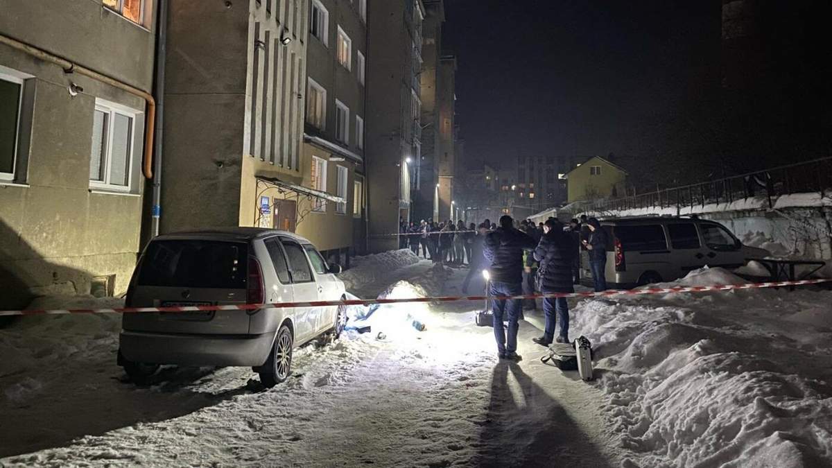 Смертельный взрыв у подъезда в Дрогобыче 20 февраля 2021: новые подробности и видео инцидента Смертельный взрыв у подъезда в Дрогобыче 20 февраля 2021: новые подробности и видео инцидента