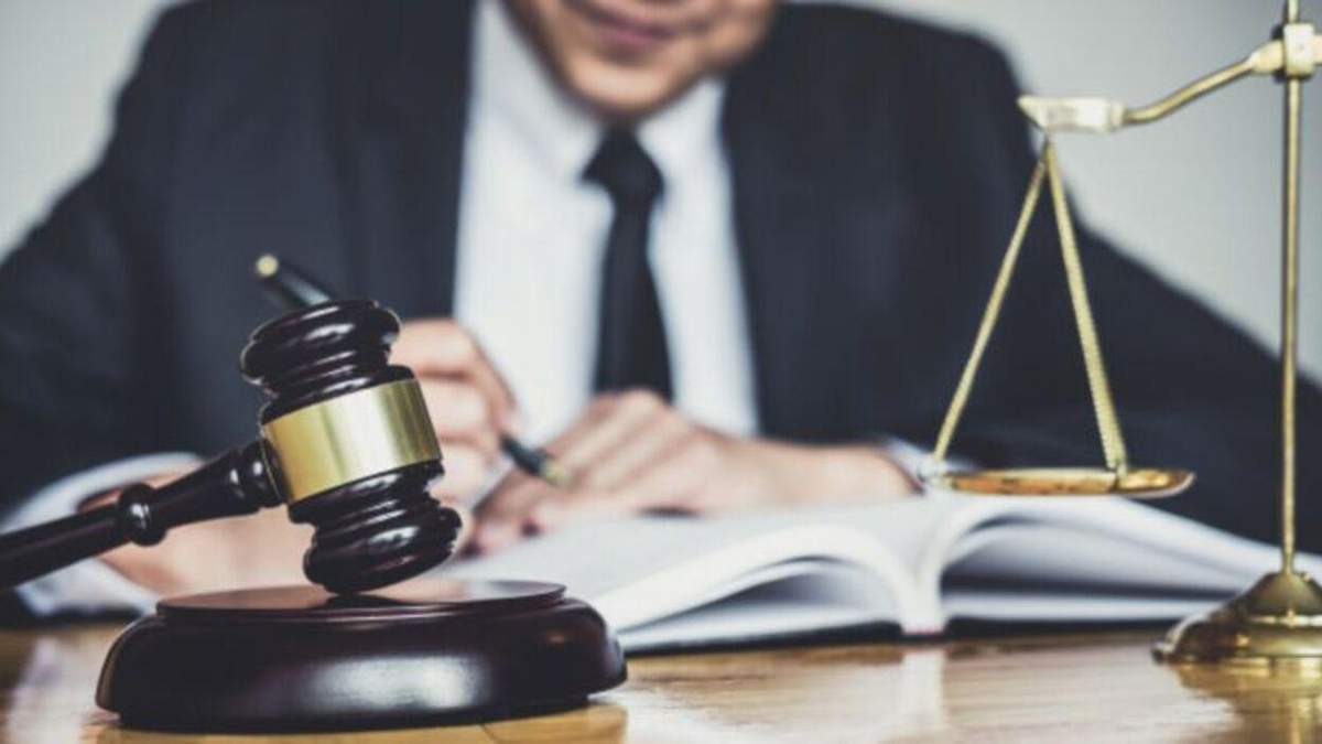 Не сподобалось рішення суду: у Львові домашній насильник побив адвоката дружини Не сподобалось рішення суду: у Львові домашній насильник побив адвоката дружини