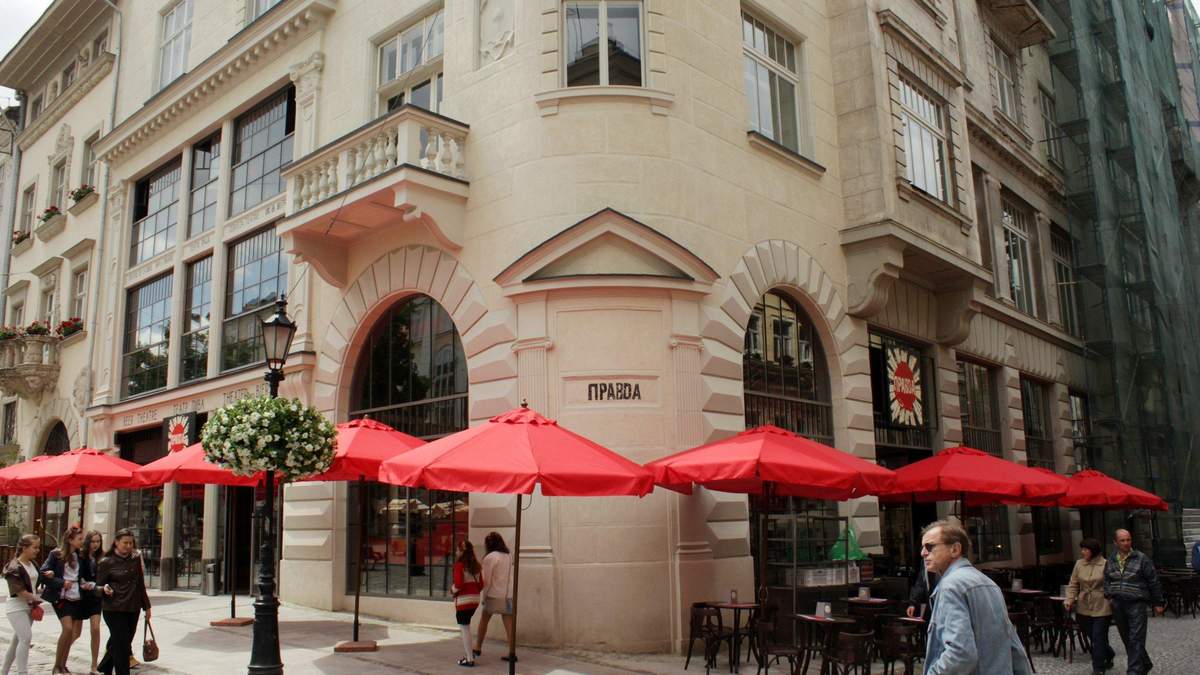 У Львові можуть послабити карантинні обмеження для шкіл, ринків і літніх майданчиків У Львові можуть послабити карантинні обмеження для шкіл, ринків і літніх майданчиків