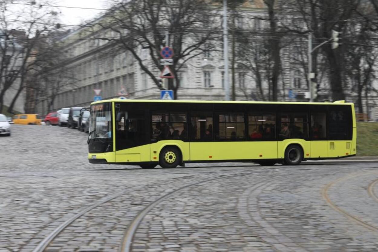 Почему сносят остановки автобуса в москве